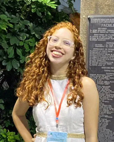 Ana Beatriz Vieira Souza